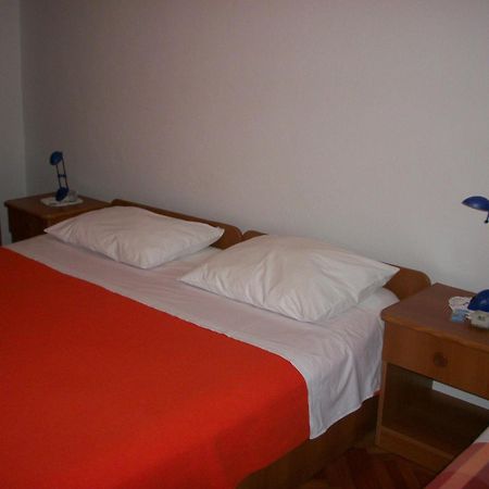 פטרצ'אנה Apartments Mirjana מראה חיצוני תמונה